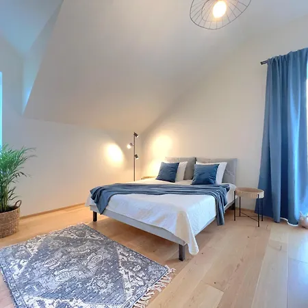Cozy Apple Garden Superior Apartment