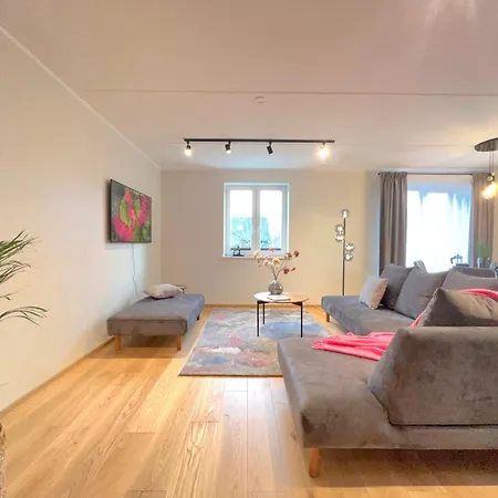 Cozy Apple Garden Superior טרטו